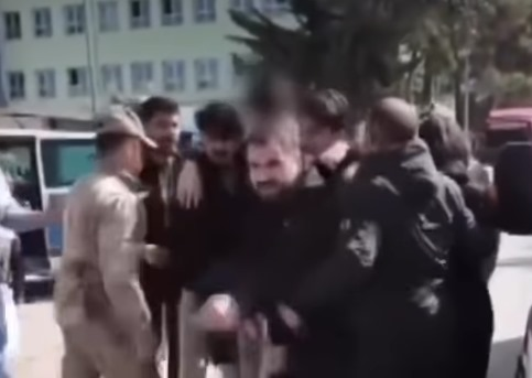 Homem invade escola na Turquia e atira contra estudantes e professores