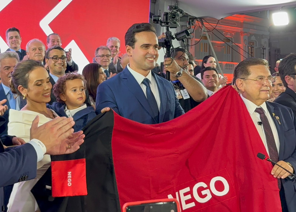 Lucas Ribeiro é empossado oficialmente como governador da Paraíba