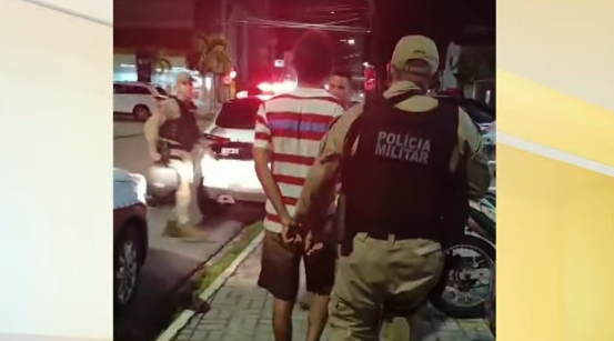 Homem descumpre medida protetiva e agride a própria mãe, em João Pessoa