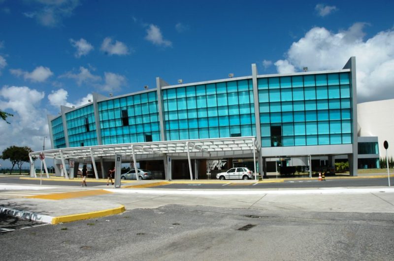 Acusado de homicídio é preso no Aeroporto Internacional de João Pessoa