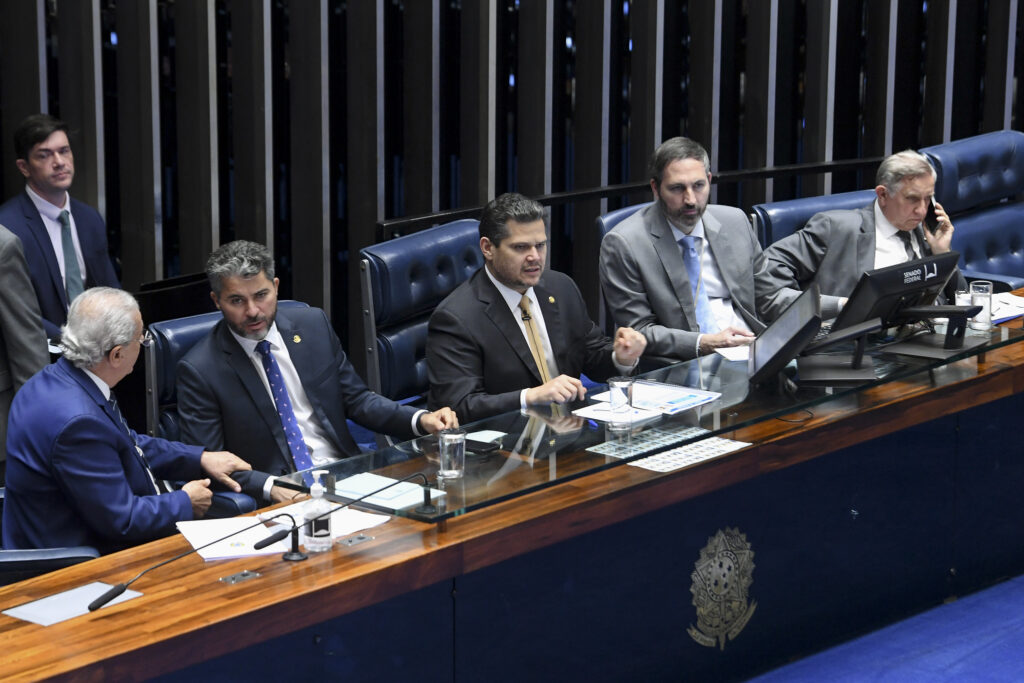 Senado Federal reconhece estágio como experiência profissional