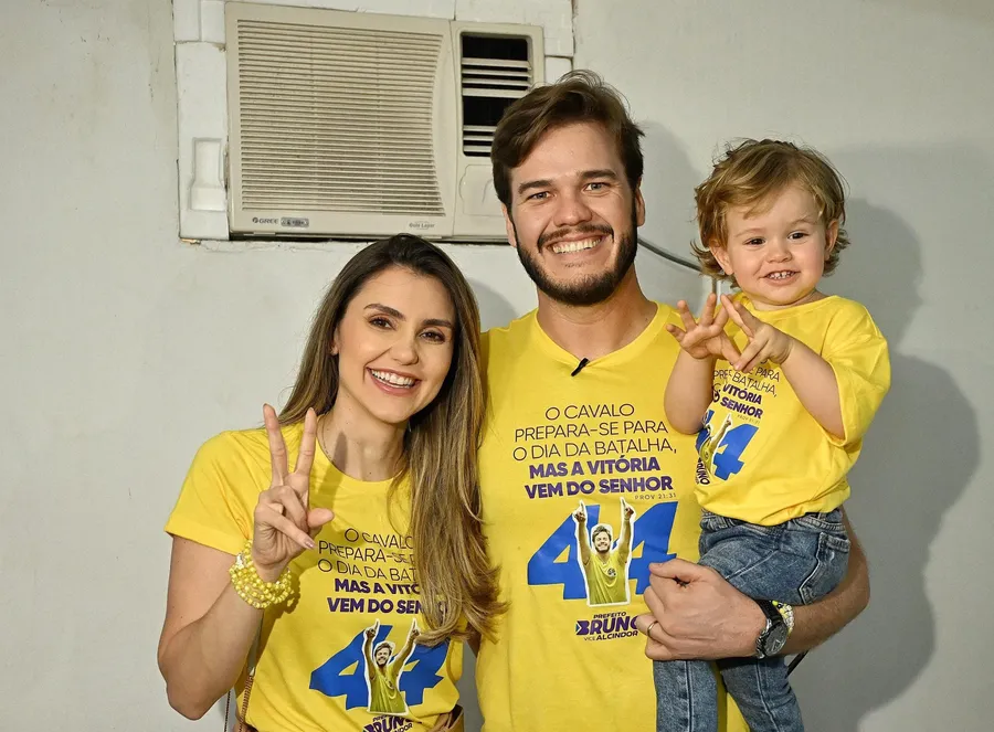 Juliana Cunha Lima se filia ao PL e pode ser vice em chapa de Efraim
