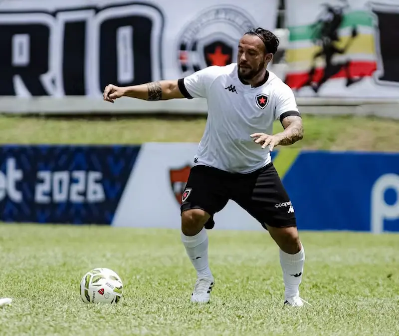 Giovanni sinaliza instabilidade nos bastidores do Botafogo-PB após derrota para o Paysandu