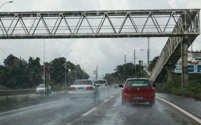 Inmet emite alerta de chuvas intensas para todas as cidades da Paraíba