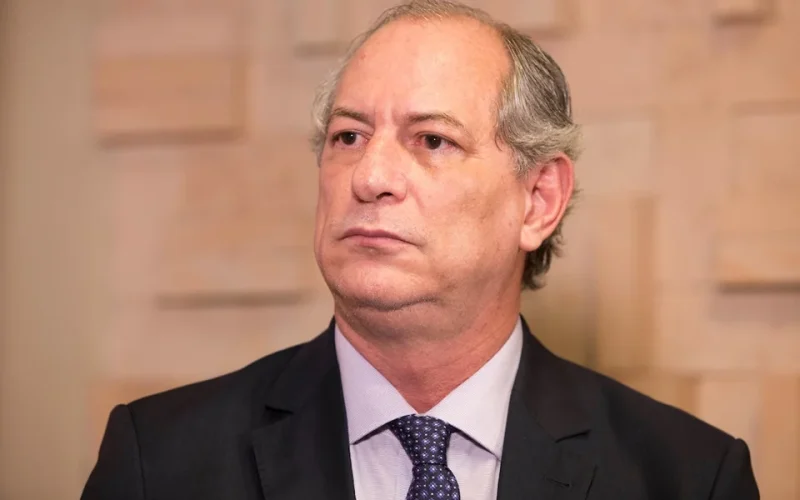 Ciro diz que, se ‘tivesse juízo’, não disputaria mais a Presidência, mas decidirá apenas em maio