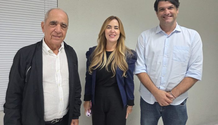 Léo Bezerra, prefeito de João Pessoa, visita o Sistema Correio de Comunicação nesta terça-feira (14)