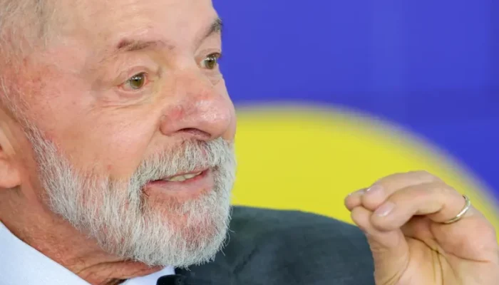 Lula enfrenta cenário de 1º turno mais apertado desde eleição de 2002