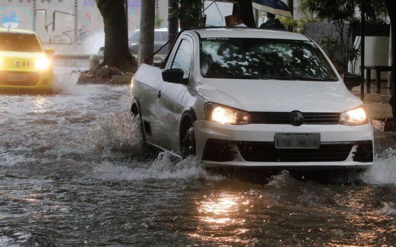 Paraíba tem alertas de chuvas renovados até domingo para todo o estado