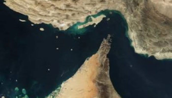 China culpa EUA e Israel por crise no Estreito de Hormuz após fala de Trump