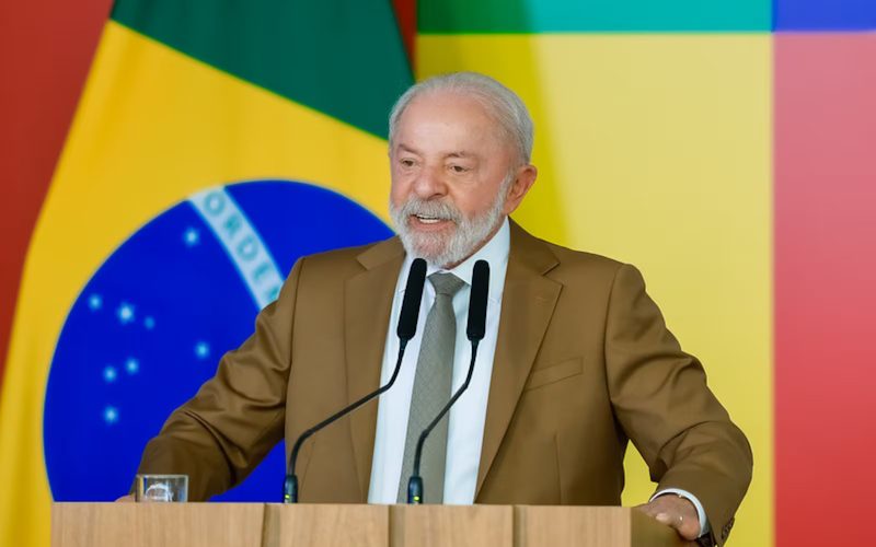 Avaliação do governo Lula melhora, mas ainda é negativa, diz Datafolha