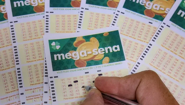 Mega-Sena sorteia prêmio estimado em R$ 100 milhões neste sábado (25)