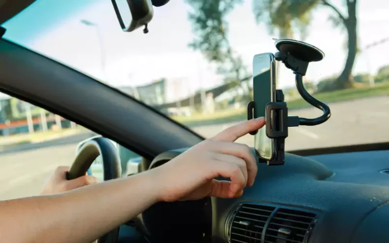 Programa prevê linha de crédito de até R$ 30 bi para taxistas e motoristas de aplicativos