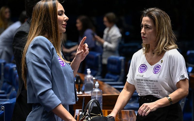 Inclusão da misoginia como crime de preconceito é aprovada e vai à Câmara