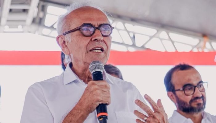 Cícero faz mistério sobre renúncia, mas espera orientação divina: “Está entregue a Deus”