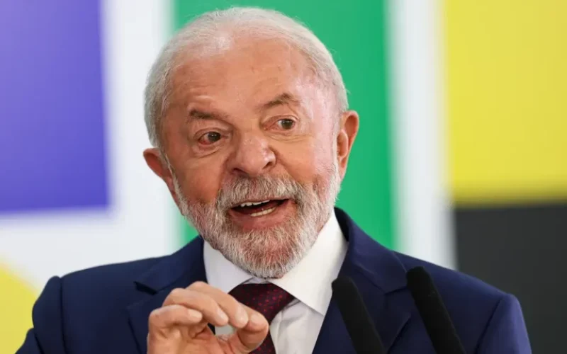 ‘Nenhum presidente, por maior que seja, tem direito de impor regra aos outros países’, diz Lula