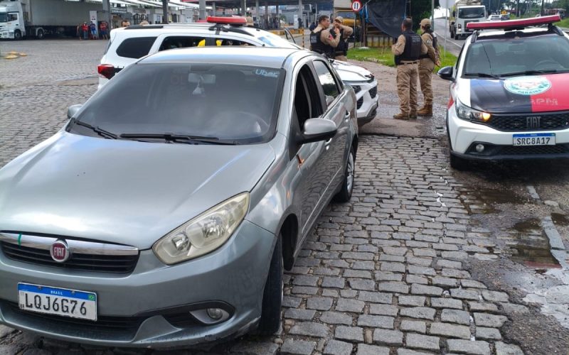 Homem é preso pela PM com carro roubado na BR-101, em João Pessoa