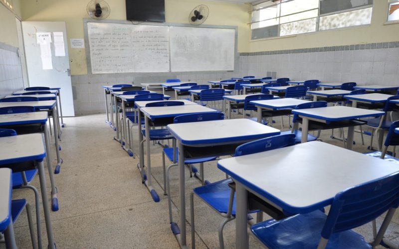 Concurso da Educação: Paraíba terá mais mil professores convocados até junho, anuncia Wilson Filho