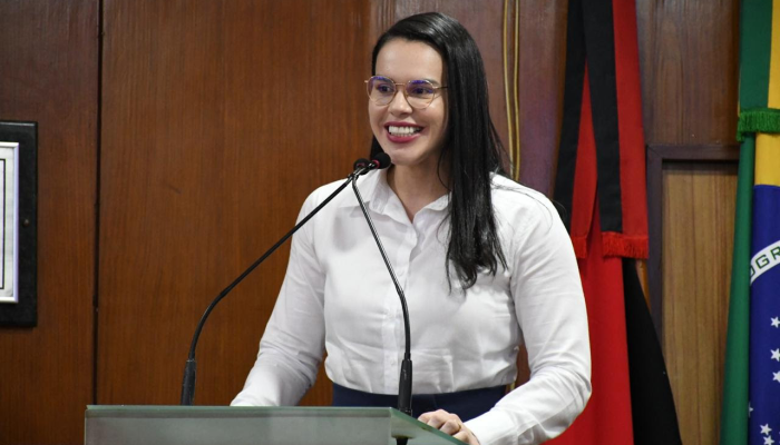 Rafaela Camaraense deixa governo para disputar cadeira na Câmara, mas não descarta vice: “estou para somar”