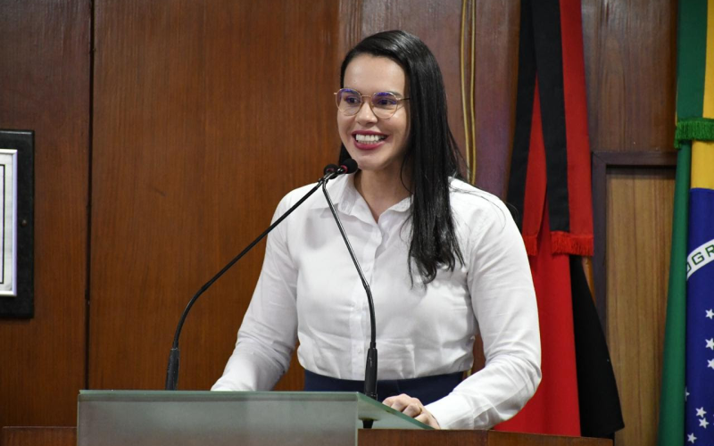 Rafaela Camaraense deixa governo para disputar cadeira na Câmara, mas não descarta vice: “estou para somar”
