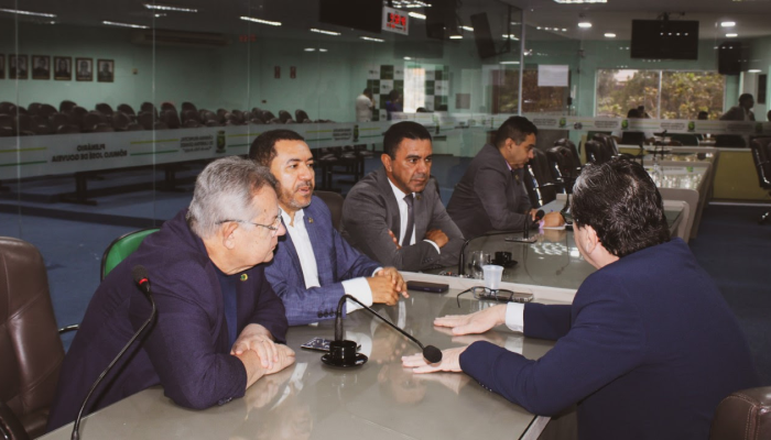 Câmara Municipal aprova 48 projetos e debate sobre infraestrutura urbana