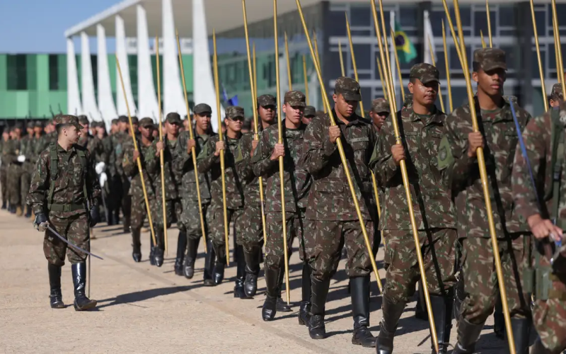 Formação militar no Brasil: fixadas vagas para negros, indígenas e quilombolas