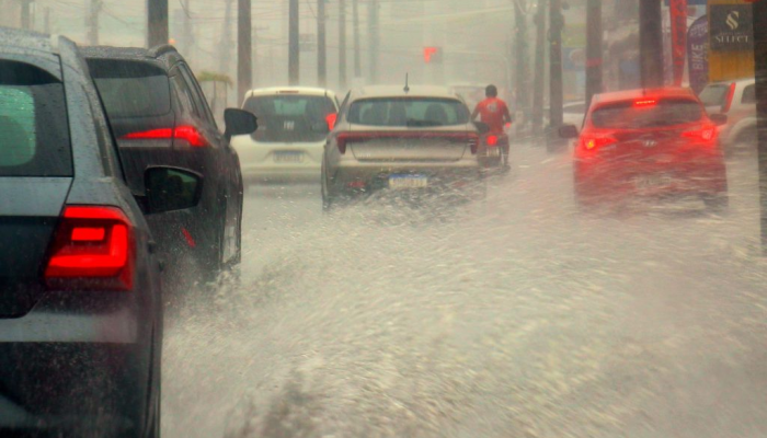 Paraíba tem dois alertas de chuvas intensas para esta sexta-feira (24); veja lista de cidades afetadas