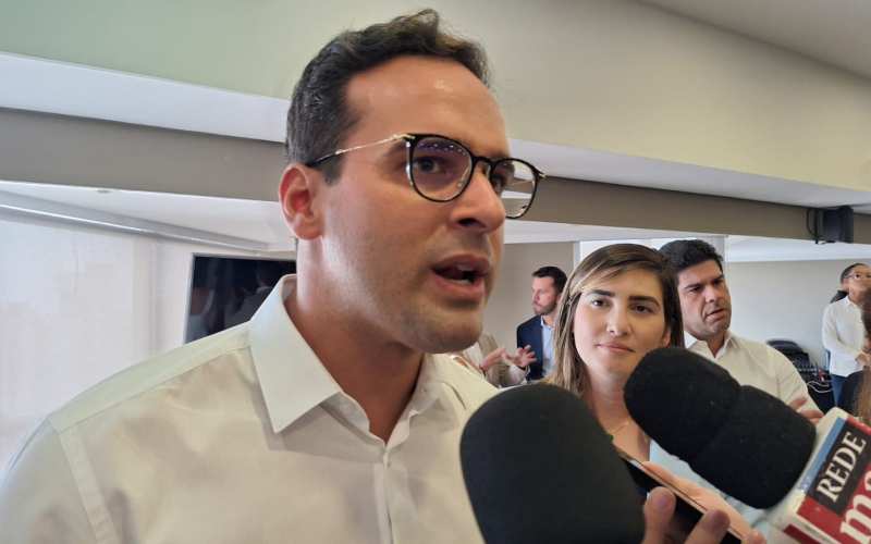 Lucas Ribeiro reage às críticas da oposição: “Não tem o que falar da gente”