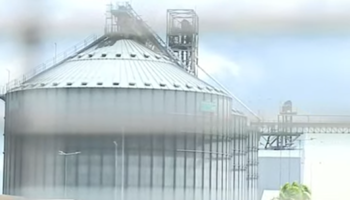 Homem morre soterrado em silo de grãos enquanto fazia manutenção, em Cabedelo