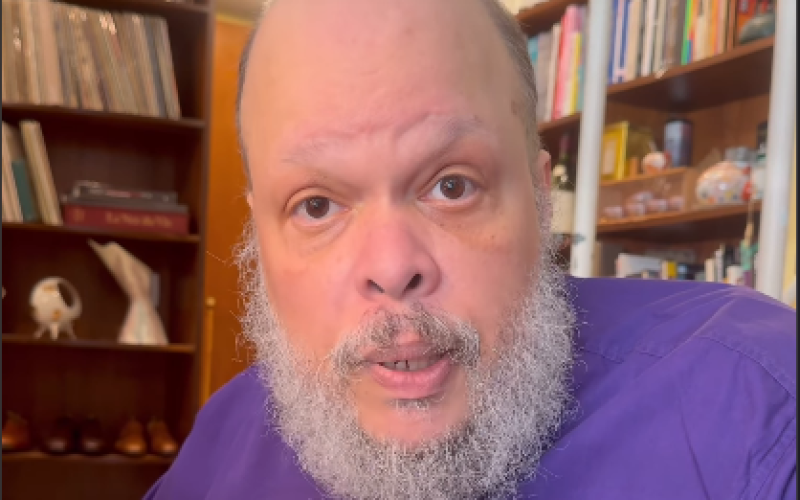 Ed Motta pede desculpas ao Nordeste após chamar garçom de “paraíba”