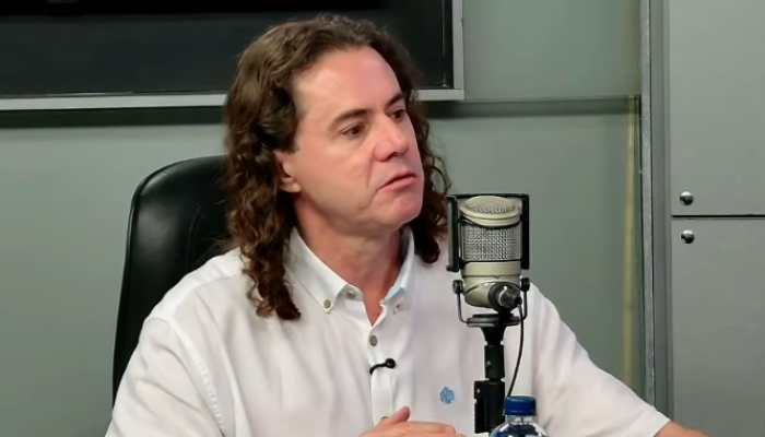 Veneziano defende direito de contestação após operação contra Ciro Nogueira