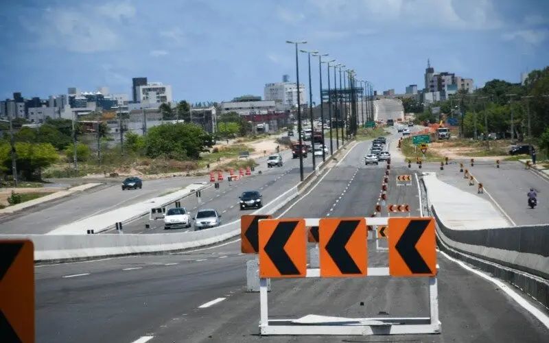 Ministro dos Transportes inaugura viaduto na BR-230 em Cabedelo, nesta quinta-feira (8)