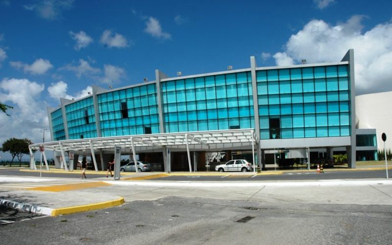 Acusado de homicídio é preso no Aeroporto Internacional de João Pessoa