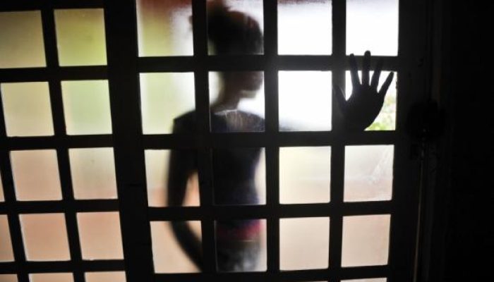 Em 2025, 70% das agressões contra mulheres ocorreram dentro de casa