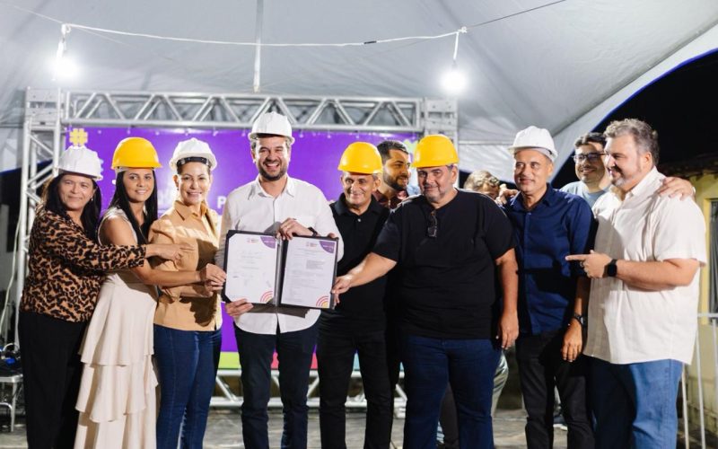 Prefeito Joaquim assina ordem de serviço histórica para pavimentação de 8 ruas em Camaratuba