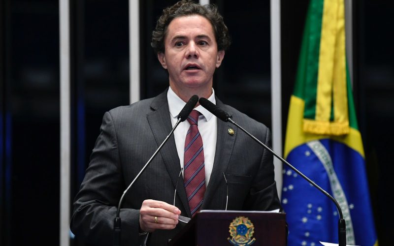 Veneziano apoia PEC do fim da escala 6×1: “Senado não pode ter outro posicionamento”