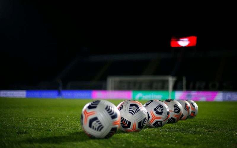 Jogos de hoje no futebol (25/03): confira horários e onde assistir