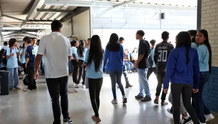 Pé-de-Meia: beneficiários nascidos em novembro e dezembro recebem hoje