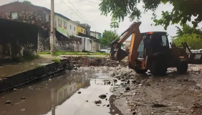 Prefeitura de João Pessoa monta força-tarefa de drenagem e assistência após fortes chuvas na capital