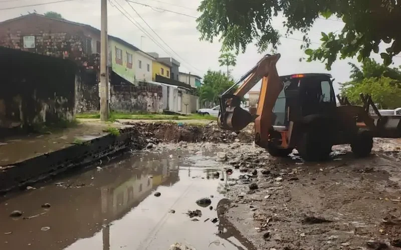 Prefeitura de João Pessoa monta força-tarefa de drenagem e assistência após fortes chuvas na capital