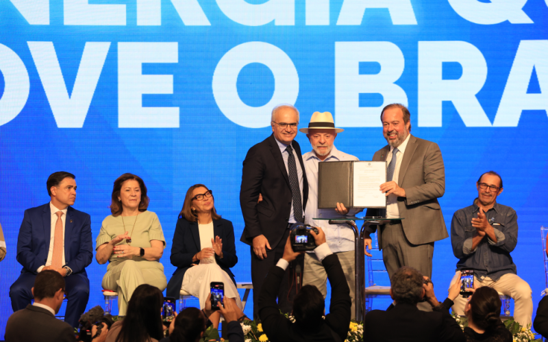 Energisa assina renovação da concessão de distribuição de energia elétrica na Paraíba e anuncia previsão de investimento de R$ 2,8 bilhões para os próximos cinco anos