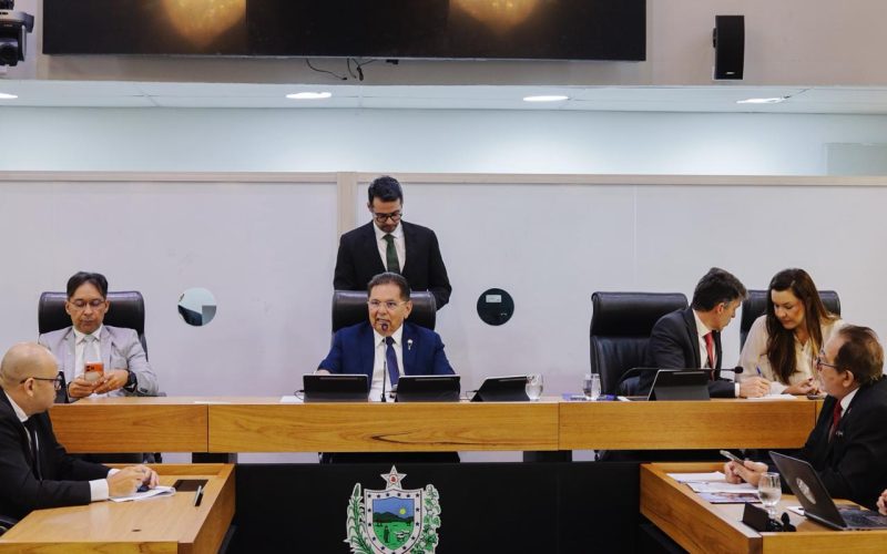 ALPB aprova homenagem a Shaolin, prioridade para exames em vítimas de violência e medidas contra burnout