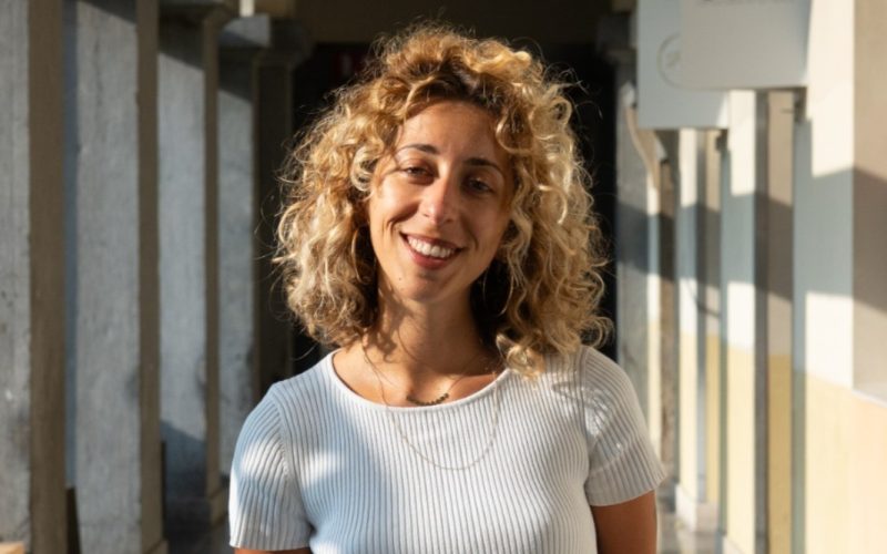 Artista francesa faz exposição imersiva na Estação Ciência sobre memória, espiritualidade e território