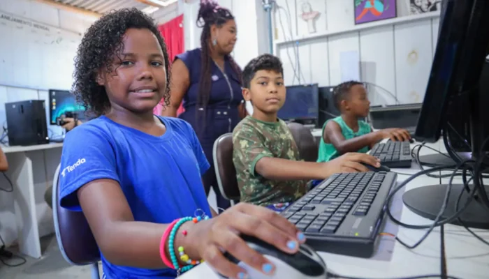 MEC poderá repassar até R$ 3.800 por escola para ampliar acesso à internet