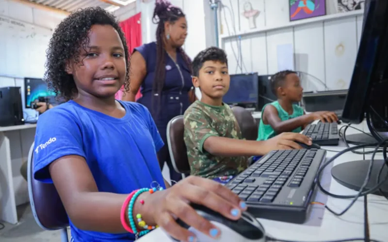 MEC poderá repassar até R$ 3.800 por escola para ampliar acesso à internet