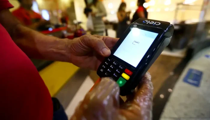 Brasil negativado: especialistas alertam para cenário alarmante de inadimplência