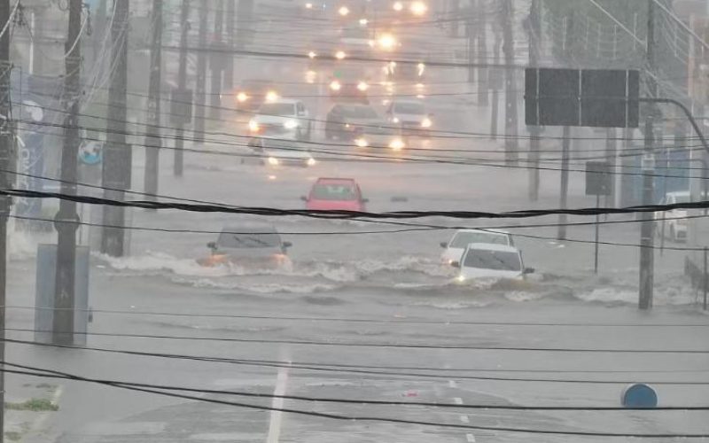 Inmet emite dois alertas de chuvas intensas para toda a Paraíba, nesta terça-feira (14)